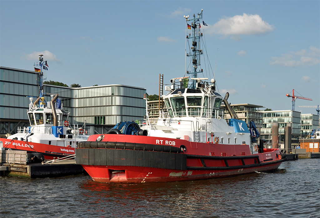 Schubschlepper  RT ROB  (Flagge Malta) im Hamburger Hafen - 12.07.2013