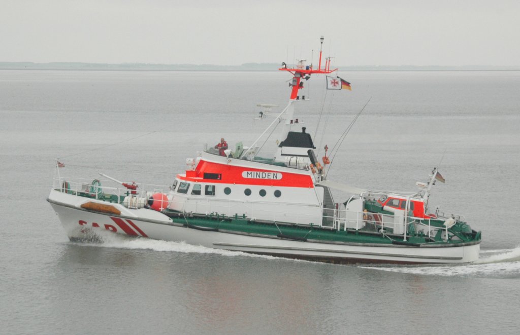 Seenotkreuzer SAR ,,Minden‘‘ in der Nhe der Insel Sylt bei List beobachtet am 05.07.2011.