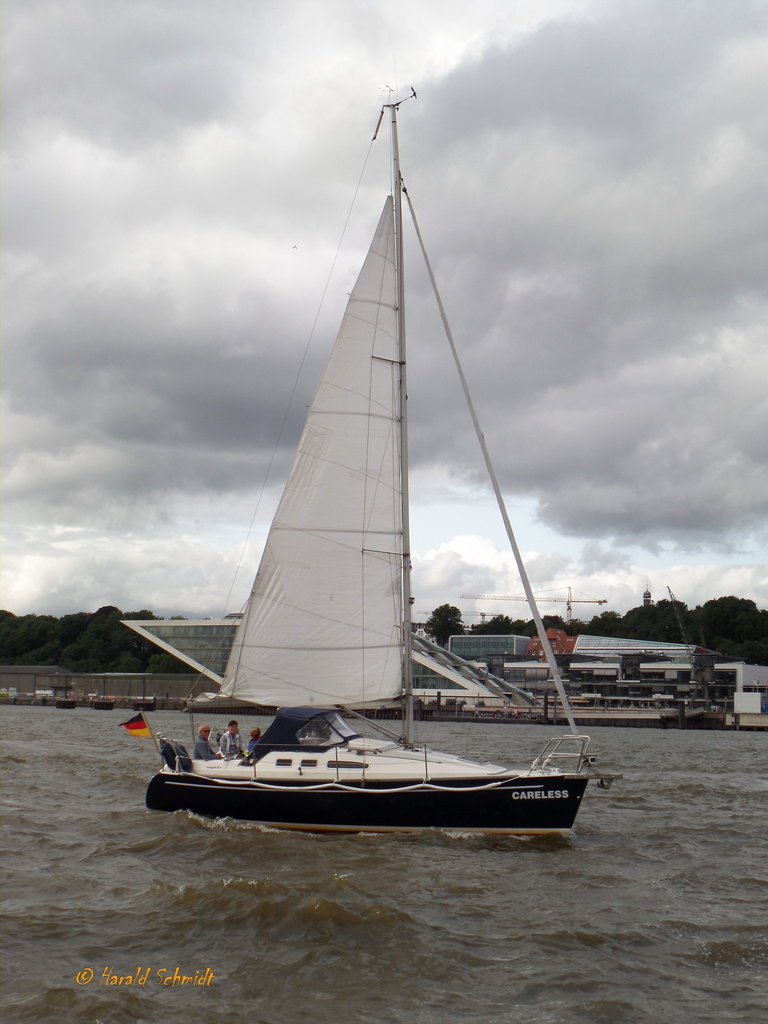 Segeljacht CARLESS am 21.8.2017, Hamburg einlaufend, Elbe Höhe Dockland /