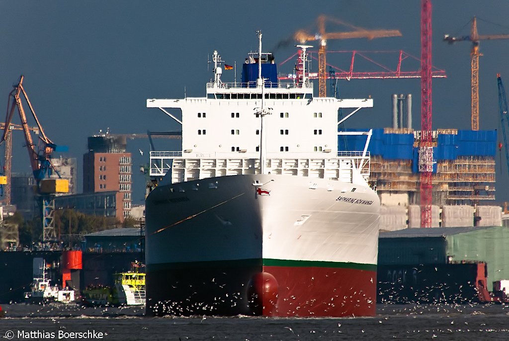 Stimmung pur!Die Safmarine Nokwanda am 15.10.09 in Hamburger Hafen nach dem Ausdocken bei Bloom und Voss.