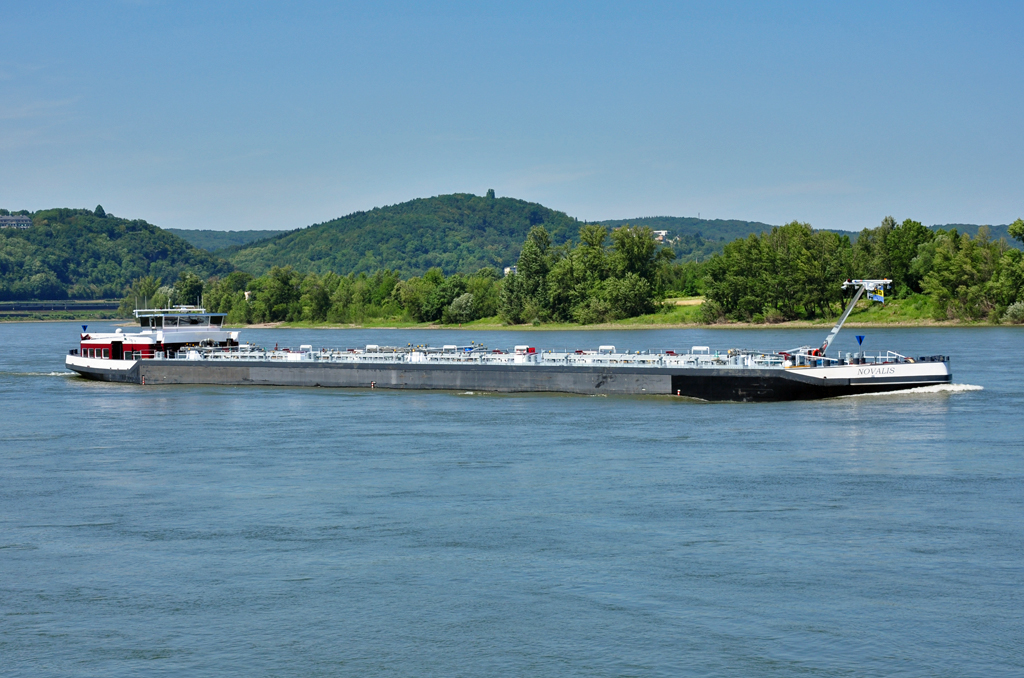 Tankschiff  Novalis  auf dem Rhein bei Remagen - 27.06.2011