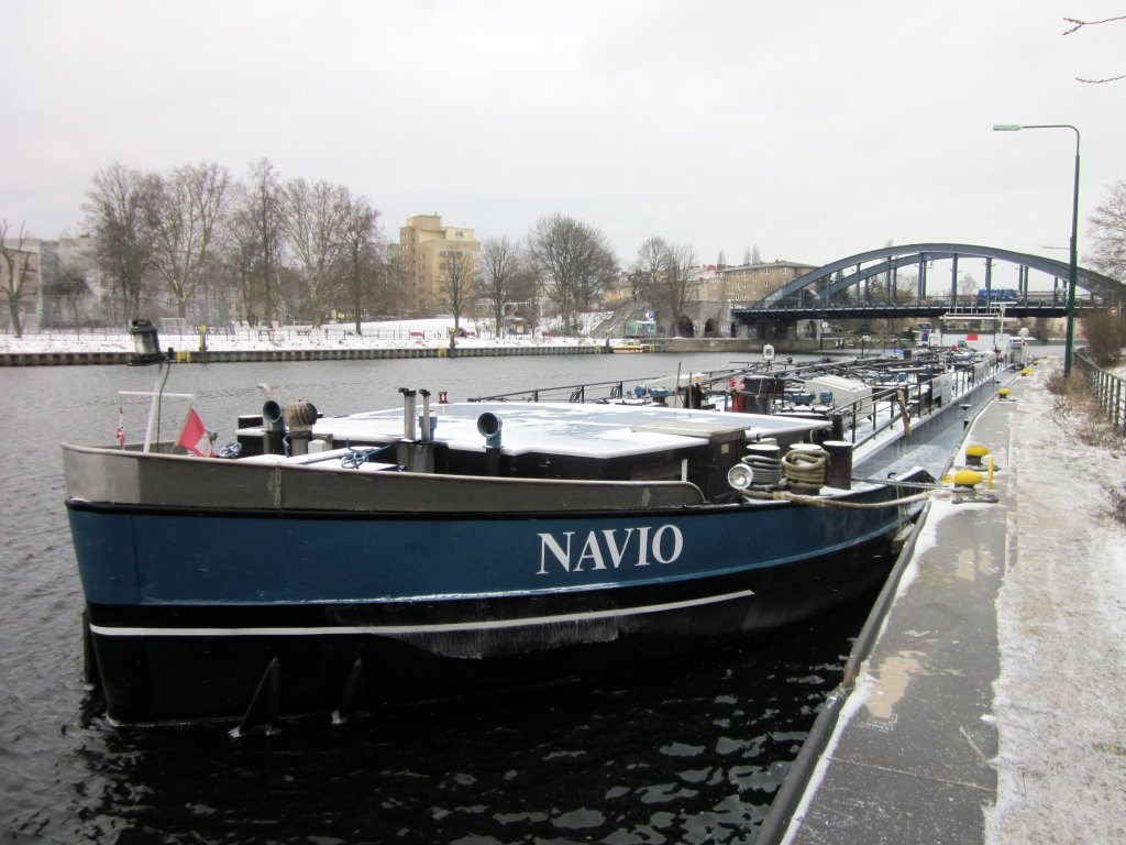 TMS Navio , 04005120 , 85 x 9 , im Januar 2013 in Berlin-Spandau.