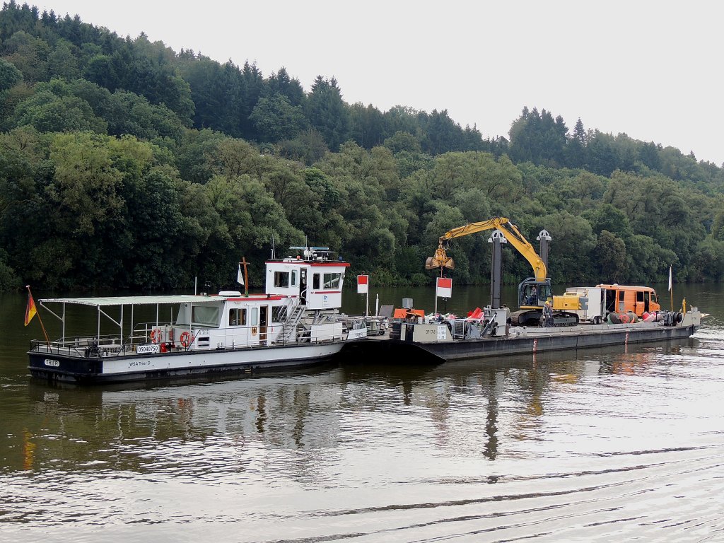 TRIER(05040750; L=19,95m; 380kW)steht seit 2006 bei der WSA-Trier im Dienst, und befindet sich mit DP1749 im Bereich der ltesten Stadt Deutschlands im Arbeitseinsatz; 120824