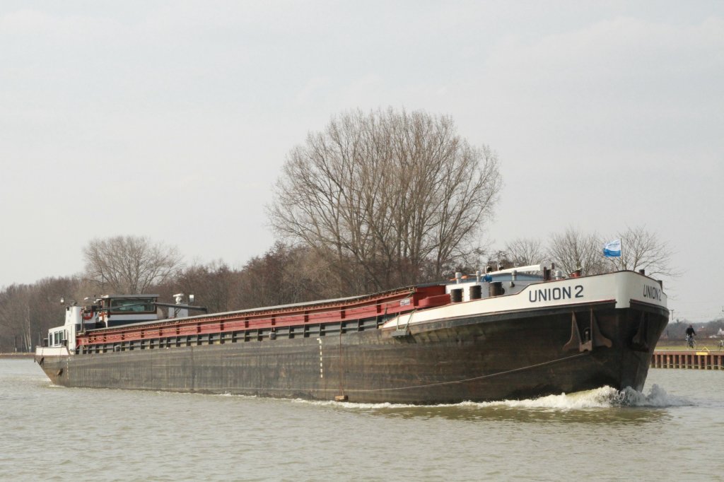 Union ,T 1160,L 80m,B 8,20m am 08.04.2013 bei Lohnde.