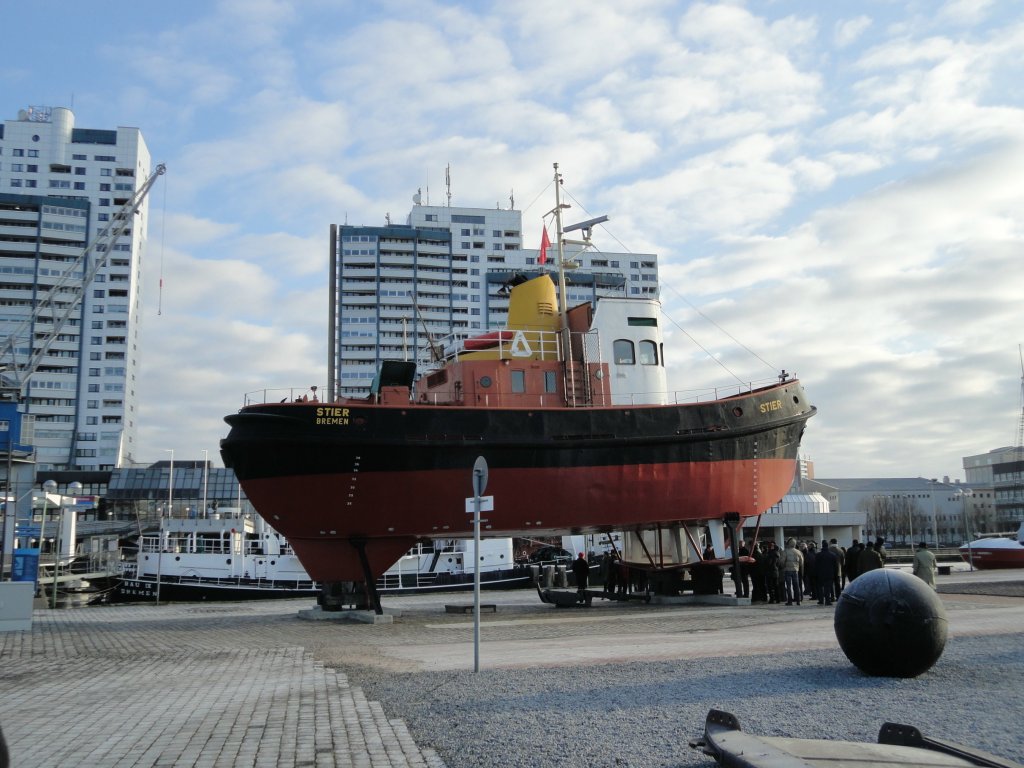 VSP-Schlepper STIER im Deutschen Schifffahrtsmuseum Bremerhaven am 4.2.2012
