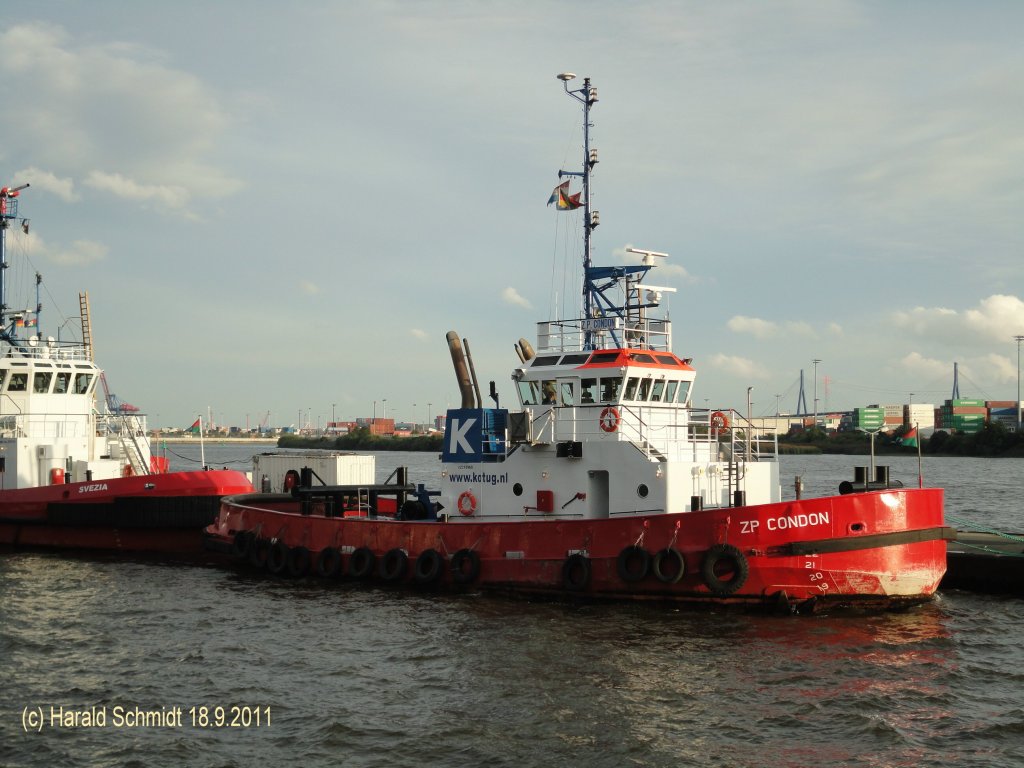 ZP CONDON (Kotug) (IMO 8103066) am 18.9.2011, Hamburg, Schlepperponton Neumhlen /
Assistenzschlepper / BRZ 194 / La 28,5 m, B 10,37 m, Tg 5,06 m / 2.206 kW, 11,5 kn, Pfahlzug 45 t / 1981 bei Valley Shipbuilding Inc., Brownsville, Texas, USA
