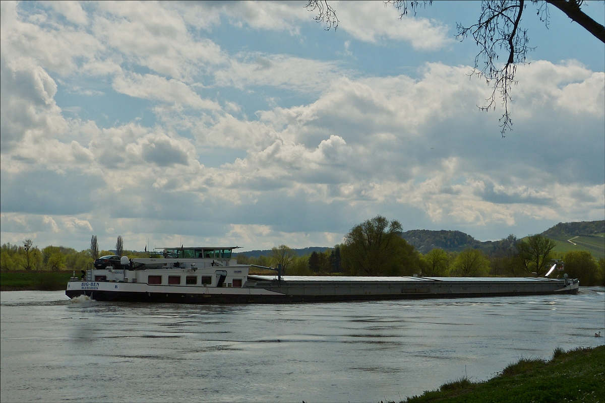 . GMS  BIG-BEN, Heckansicht;  ENI 6004238; L 109,85 m; B 10,49 m; Bj 1996; Tonnage 2437 T; gabaut in der Bauwerft Scheepswerft de Waal B.V. Werkendam, Flagge Belgien; gesehen auf der Mosel nahe Remich am 17.04.2016.  