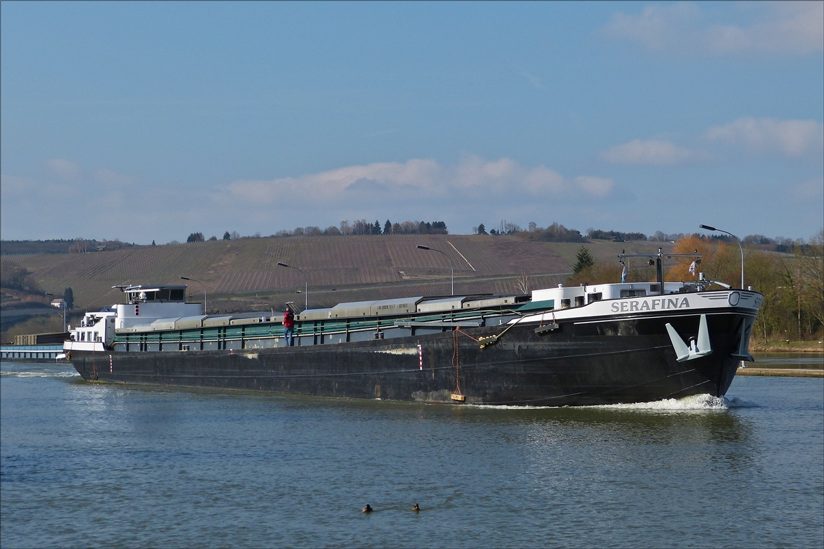 . GMS Serafina; Bj 1963; Eni 03110571; L: 80m; B: 8.20m; T  1174 t;  aufgenommen beim verlassen der Schleuse von Stadtbredimus.  13.03.2016   (Hans)