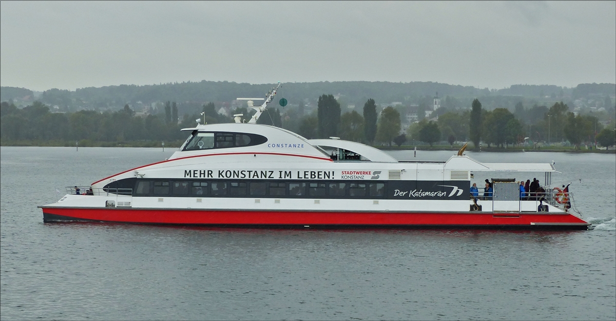 . Katamaran Constanze unterwegs auf dem Bodensee nahe Konstanz.  09.09.2017  (Jeanny)