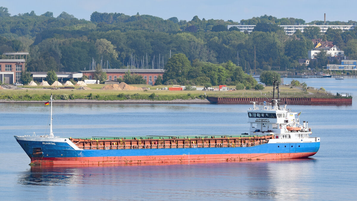  RUHRTAL (IMO 9313682) am 15.06.2022 in der Kieler Förde