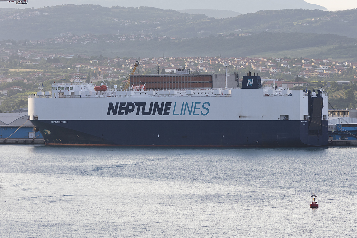 09.06.2018, Koper, Neptune Ithaki, IMO 9440083 


