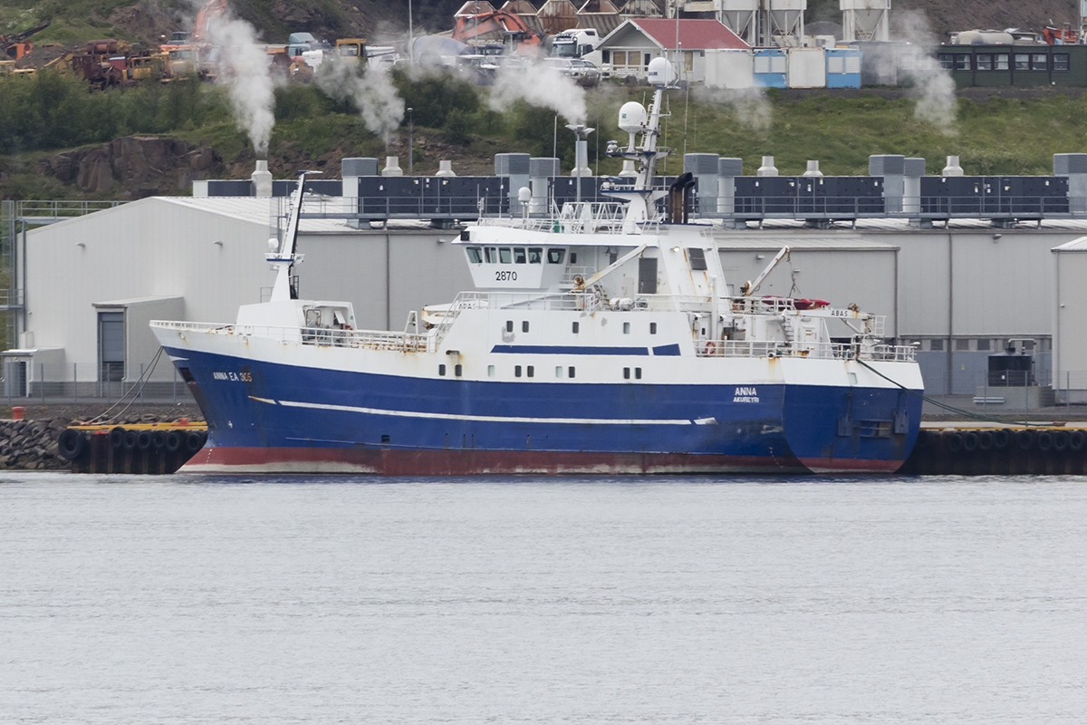 14.06.2017, Akureyri, Anna, EA 305, IMO 9244738



