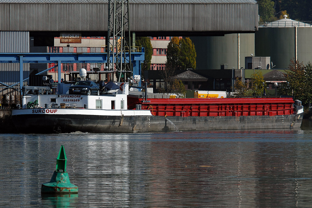 16.10.2018 SURCOUF (02319269) im Hafen von Plochingen