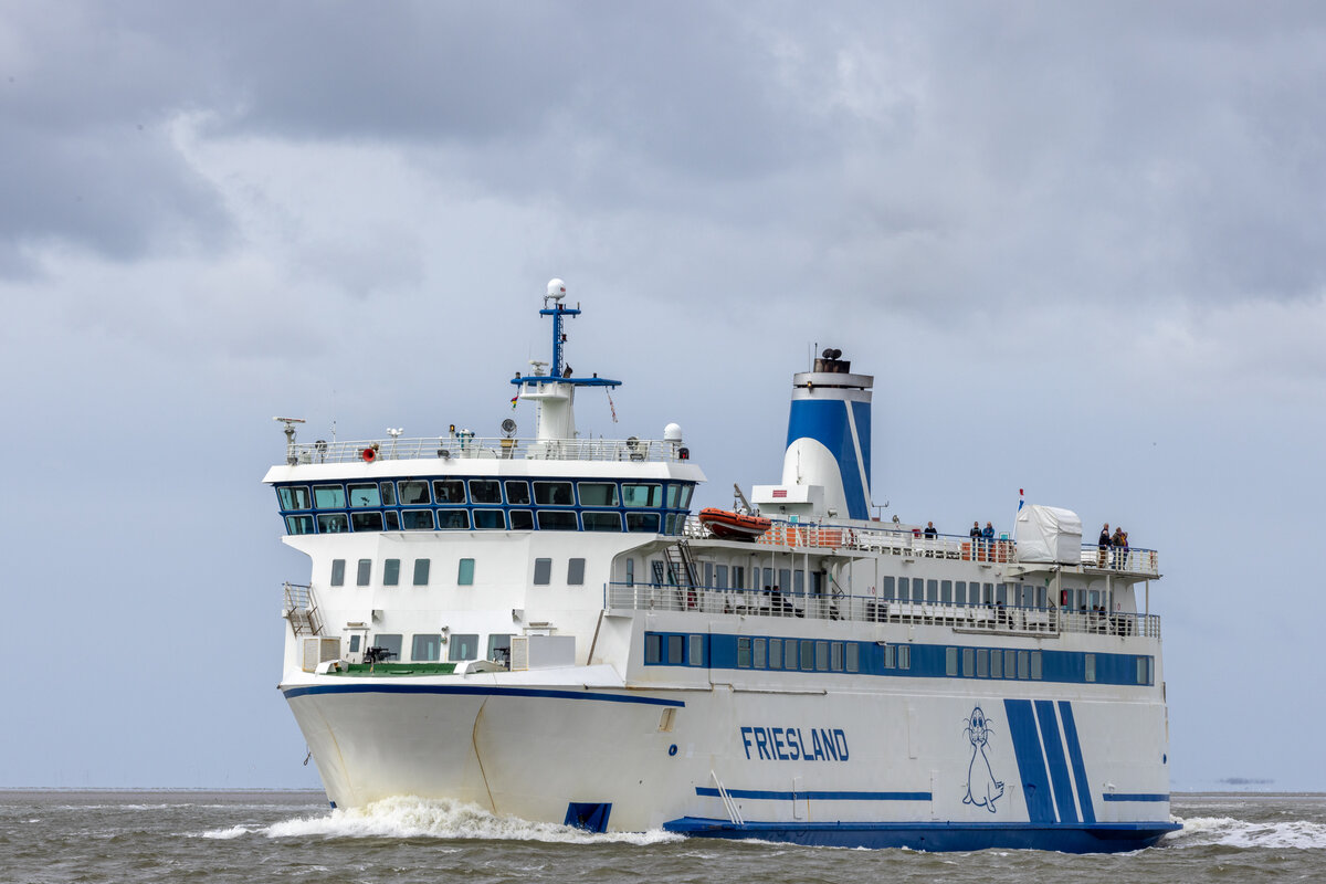 16.5.2023 Fähre  Friesland  auf der Fahrt von Terschelling nach Harlingen