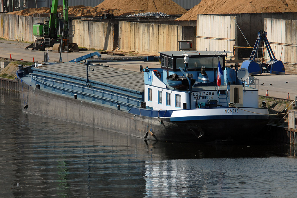 22.04.2018 NESSIE (02312496)im Hafen von Plochingen