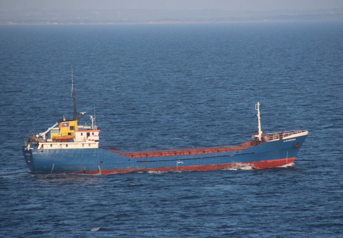 23.4.15 LARGONA (IMO 7713345) vor der dänischen Ostseeküste