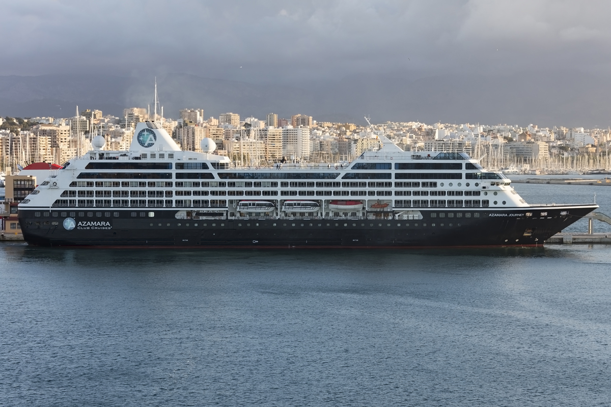 24.04.2016, Palma de Mallorca, Azamara Journey, IMO 9200940 



