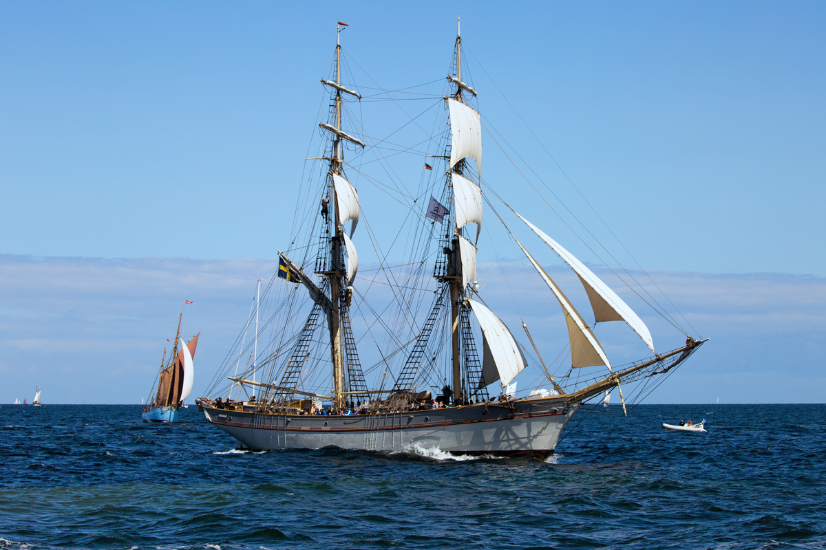 27. Hanse-Sail mit dem Traditionsschiff TREKRONOR vor Warnemünde. - 13.08.2017
