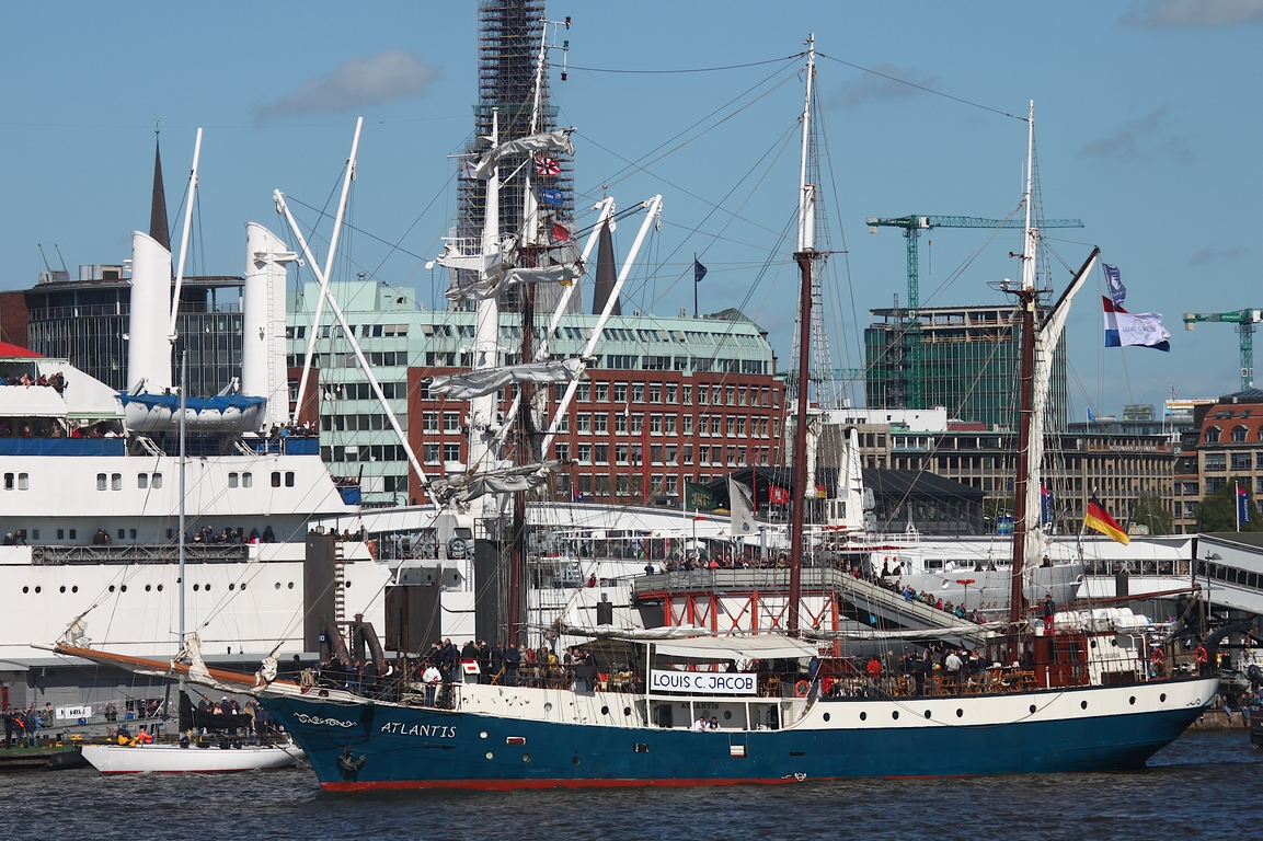 3-Master ATLANTIS (IMO 8333635); Datum: 10.05.2015; Aufnahmeort: Elbe/Hafen Hamburg, Deutschland. Das Bild entstand anl�sslich des Hafengeburtstags.