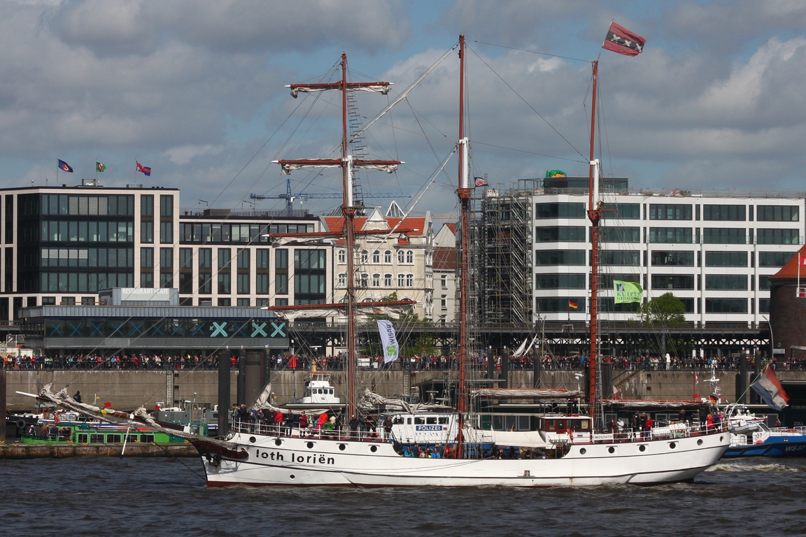 3-Master LOTH LORIEN (IMO 5254151); Datum: 10.05.2015; Aufnahmeort: Elbe/Hafen Hamburg, Deutschland. Das Bild entstand anl�sslich des 826. Hafengeburtstages.