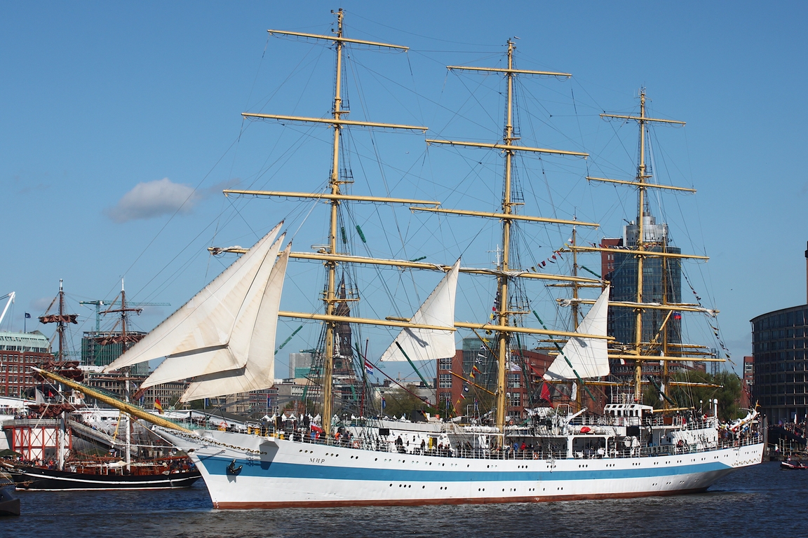 3-Master MIR (IMO 8501701); Datum: 10.05.2015; Aufnahmeort: Elbe/Hafen Hamburg, Deutschland. Das Bild entstand anl�sslich des 826. Hafengeburtstages.