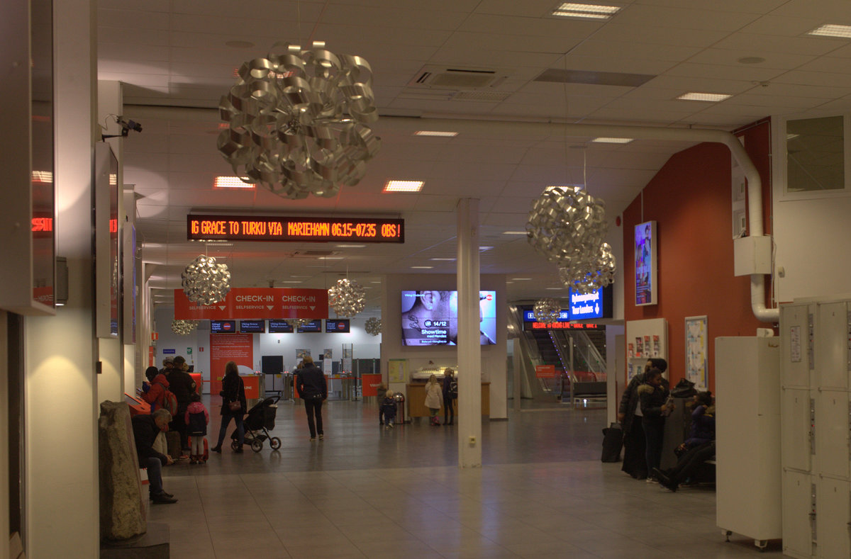 Abfertigungshalle der Viking Line in Stockholm, Chec In ähnlich eines Flughafens.
02.11.2018 06:31 Uhr.
