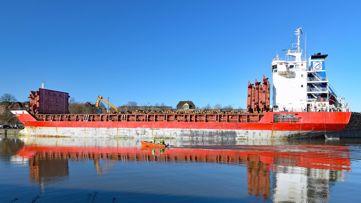 ADRIATA (IMO 9005376) am 05.02.2020 im Hafen von Lübeck ( Wallhafen )