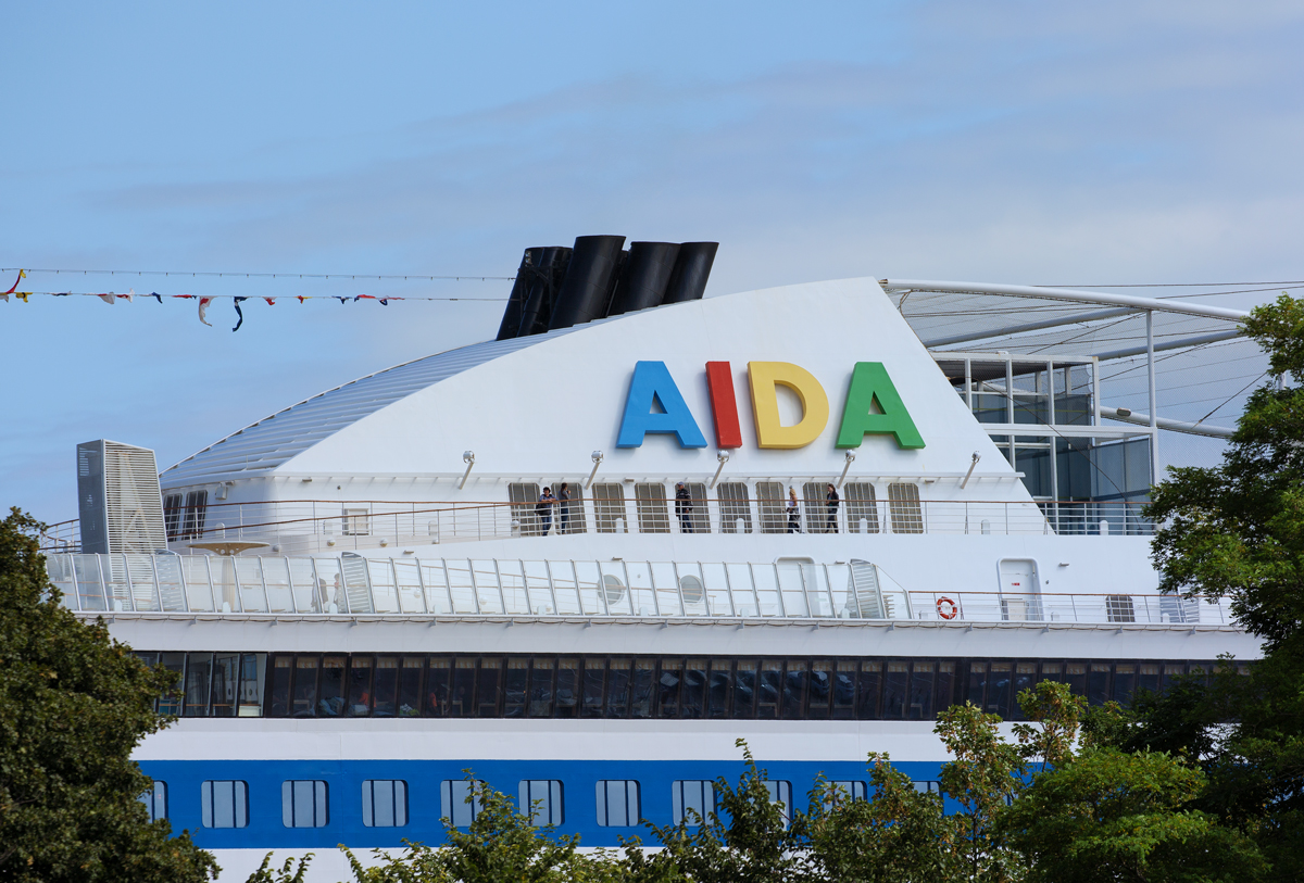 AIDA Cruises, Schornsteinmarke AIDAdiva. - 13.08.2017
