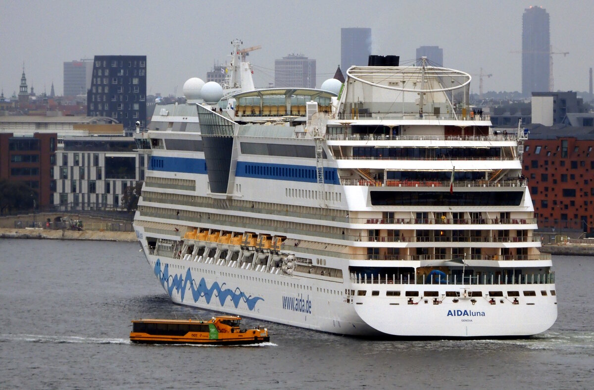 AIDAluna im Hafen von Kopenhagen am 29.09.23