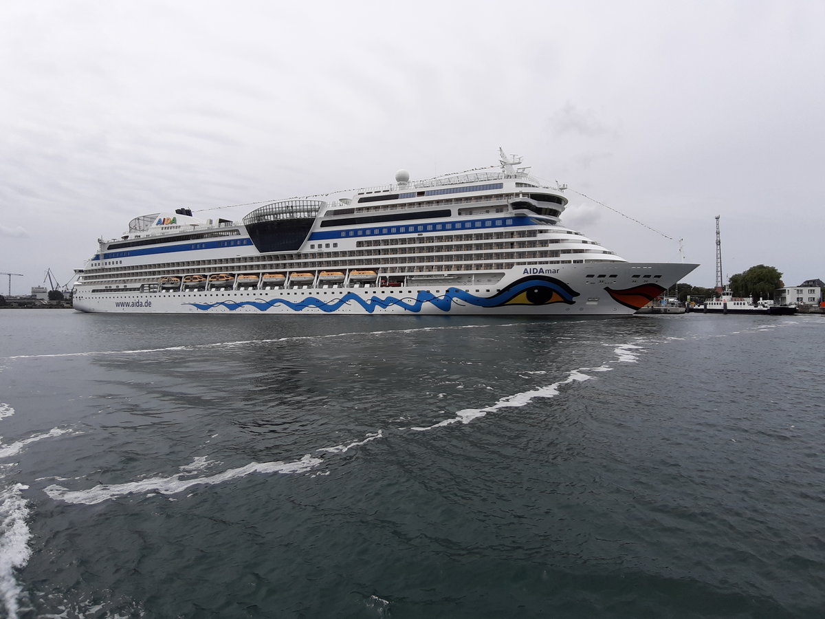 AIDAmar am 22.07.2019 in Warnemünde Leider hat das Wetter nicht ganz so mitgespielt.