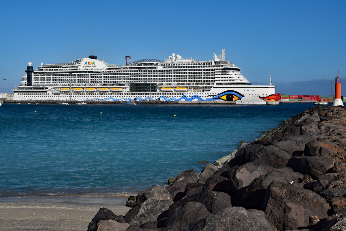 AIDAprima in Puerto del Rosario / Fuerteventura am 25.01.2018