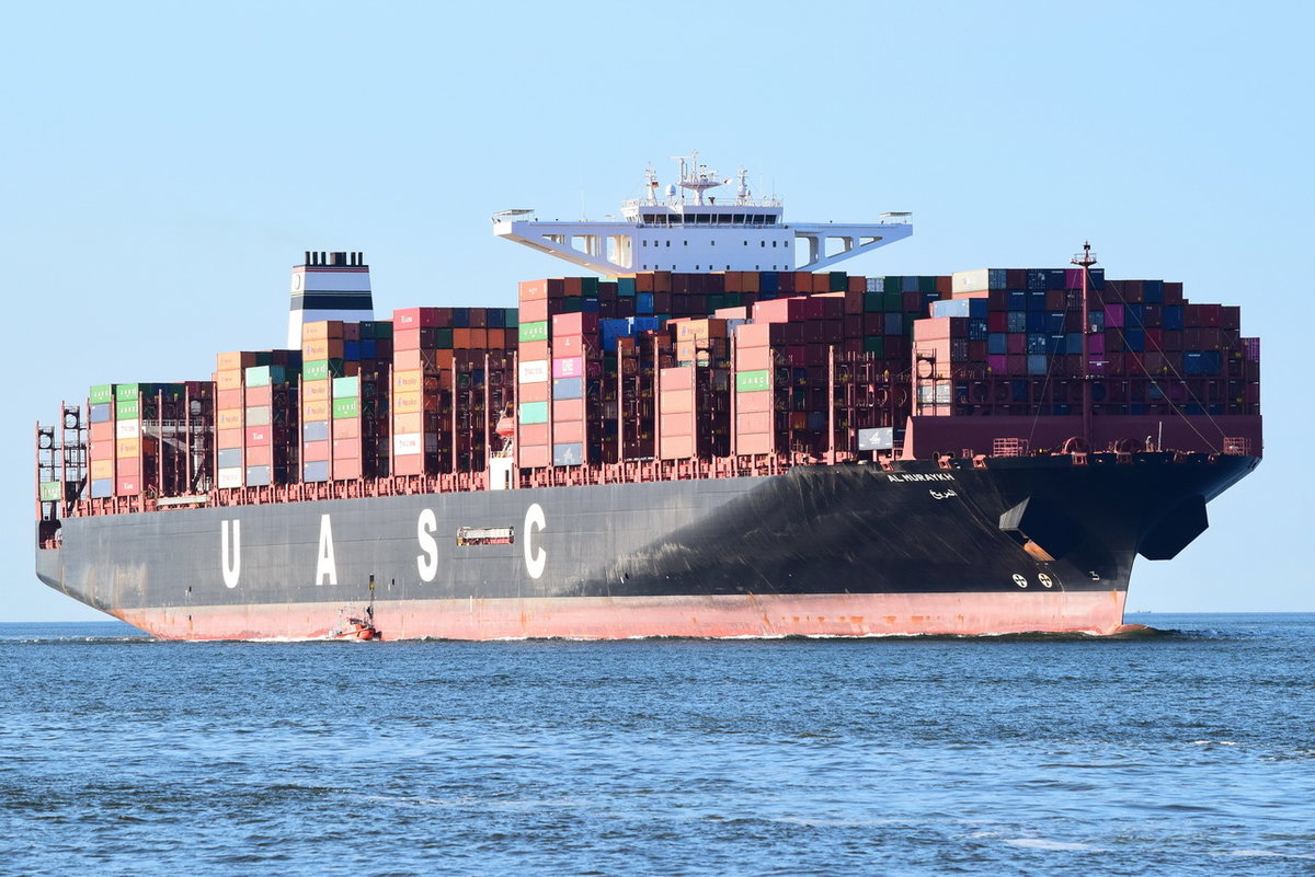AL MURAYKH , Containerschiff , IMO 9708863 , Baujahr 2015 , 18800 TEU , 400m × 58.6m , am 02.09.2018  bei der Alten Liebe Cuxhaven