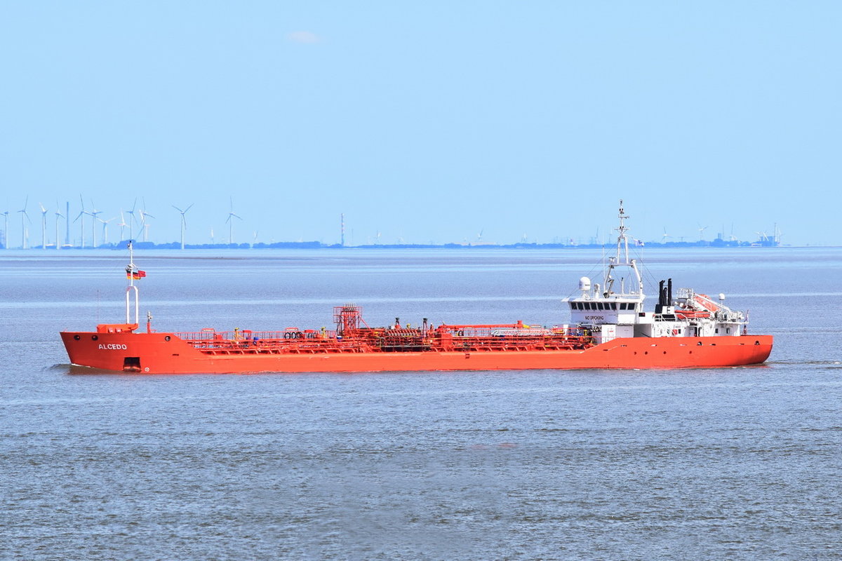 ALCEDO , Tanker , IMO 9190315 , Baujahr 1999 , 90 x 12.03 m  , Cuxhaven , 02.06.2020