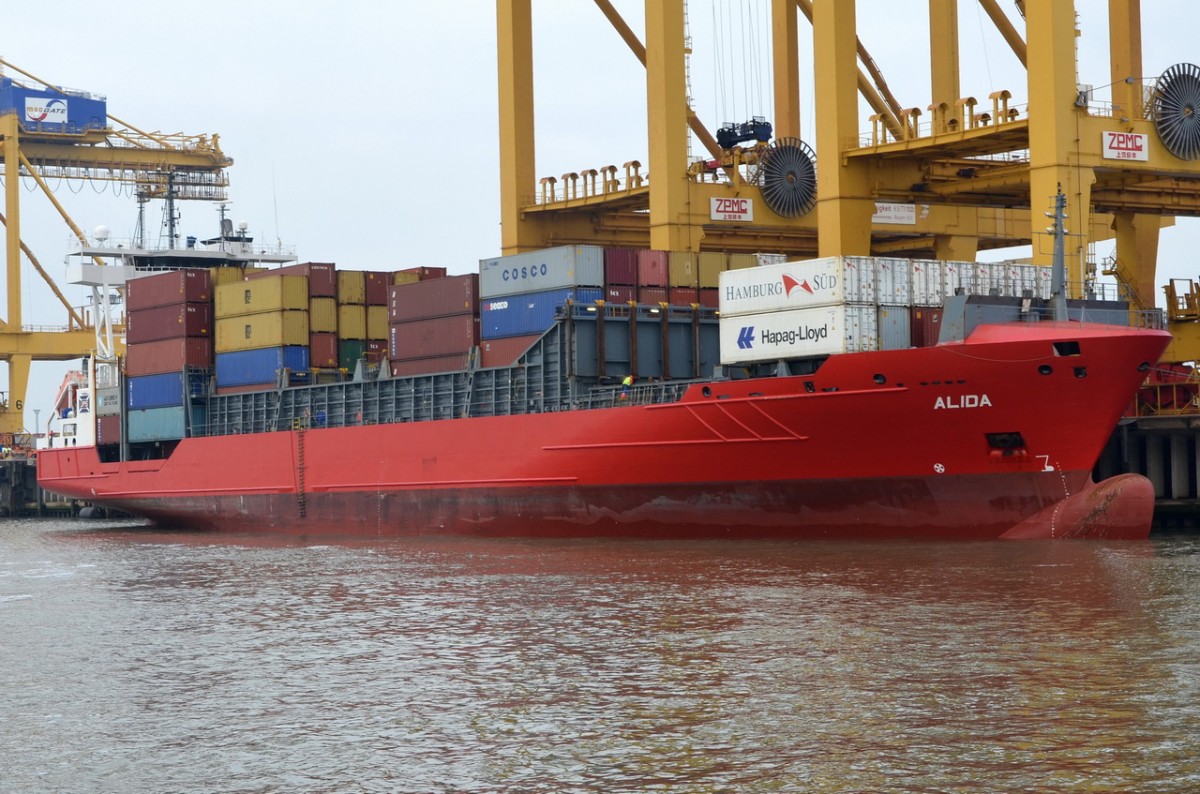ALIDA , Feederschiff , IMO 9326940 ,Baujahr 2005 , 134.44 x 22.50 m , 868 TEU  Bremerhaven  19.10.2015