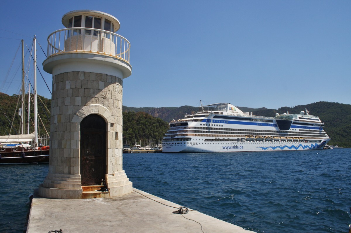 Am 27.August des vergangen Jahres läuft AIDAstella den letzten Hafen ihrer 7-tägigen Mittelmeer-Kreuzfahrt Marmaris in der Türkei an. 