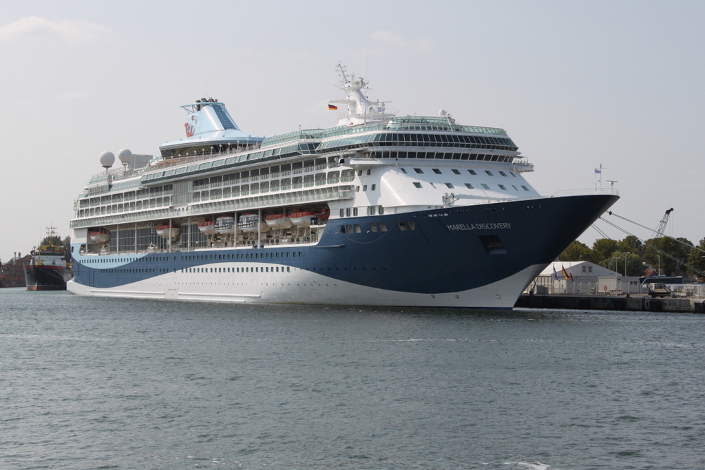 Am Nachmittag des 29.08.2018 lag die 264 Meter lange Marella Discovery der Reederei Marella Cruises auf ihrem Seeweg von Helsinki nach Kalundborg in Warnemünde.