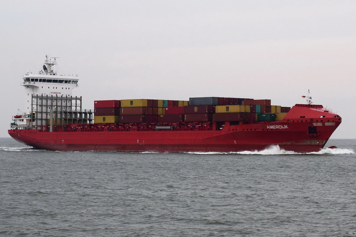 AMERDIJK , Feederschiff , IMO 9491472 , Baujahr 2011 , 168.06 × 25.83m , 1.349 TEU , 16.12.2018 , Cuxhaven