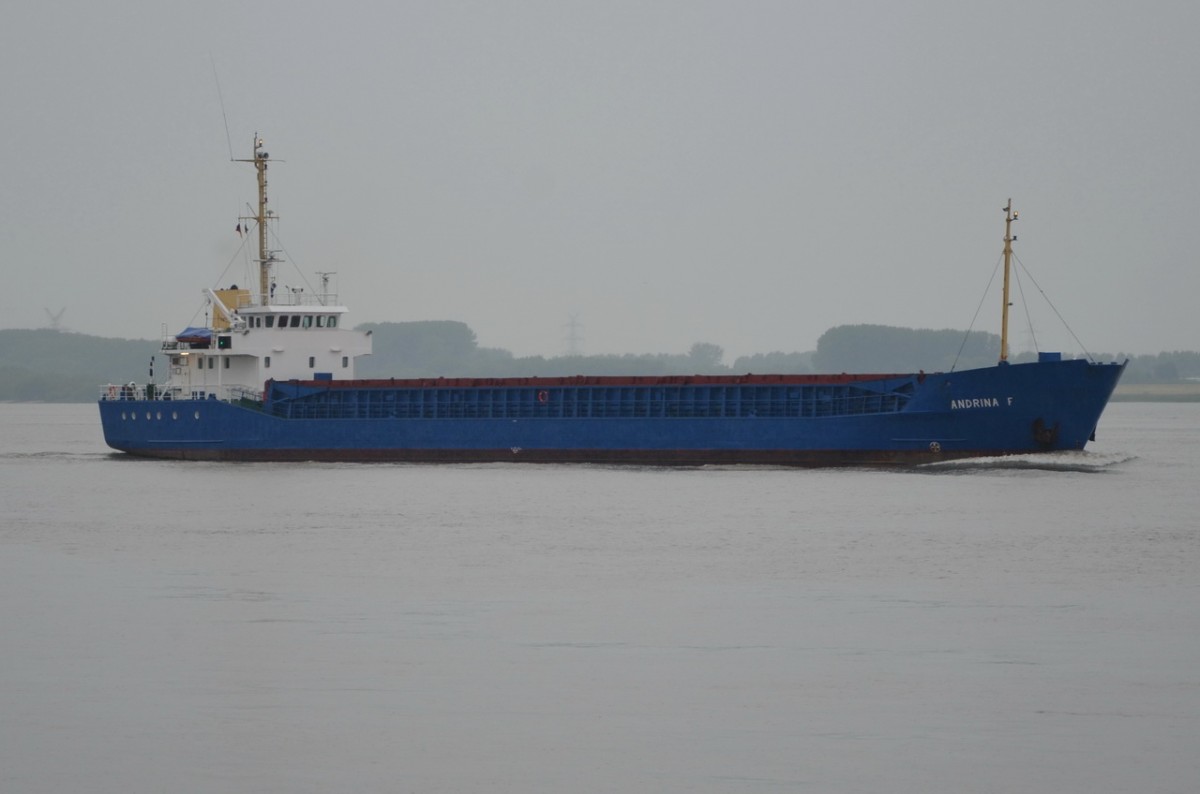 ANDRINA  F , Stückgutschiff , IMO 8919221 , Baujahr 1990 , 81 x 11 m , 72 TEU , Lühe 17.06.2015