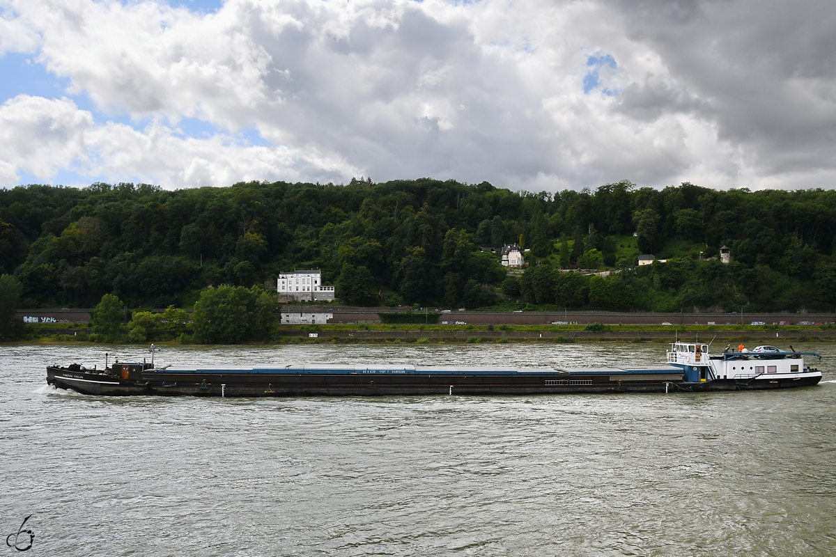 Anfang August 2021 war das Gütermotorschiff CHATEAU CHALON (ENI: 04603280) auf dem Rhein bei Remagen zu sehen.