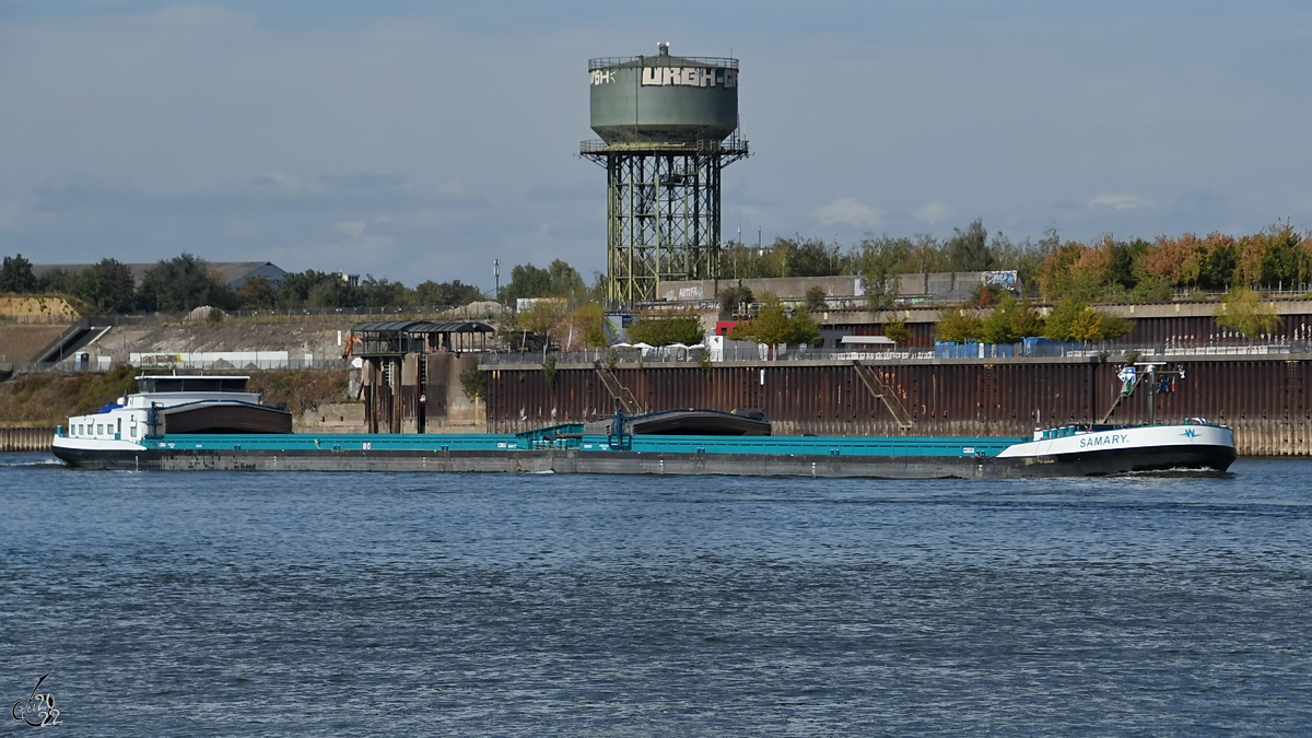 Anfang August 2022 war der Koppelverband SAMARY / SAMARY II (ENI: 02331771 / 02331553) auf dem Rhein bei Duisburg zu sehen.