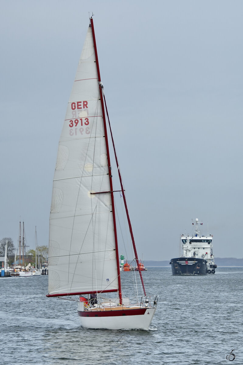 Anfang Mai 2023 war das Segelboot SUENO in Travemünde zu sehen.