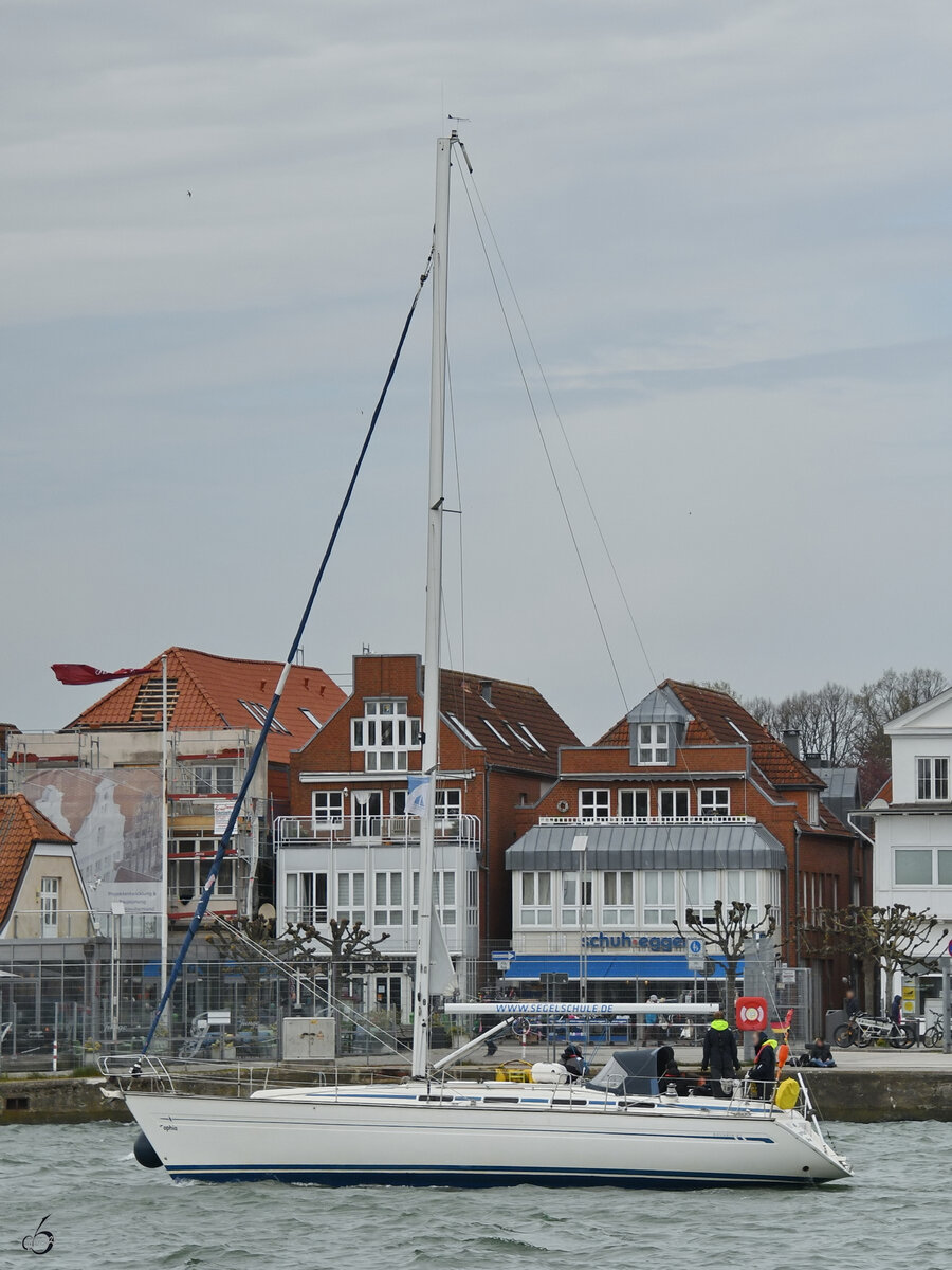 Anfang Mai 2023 war das Segelboot SOPHIA in Travemünde zu sehen.