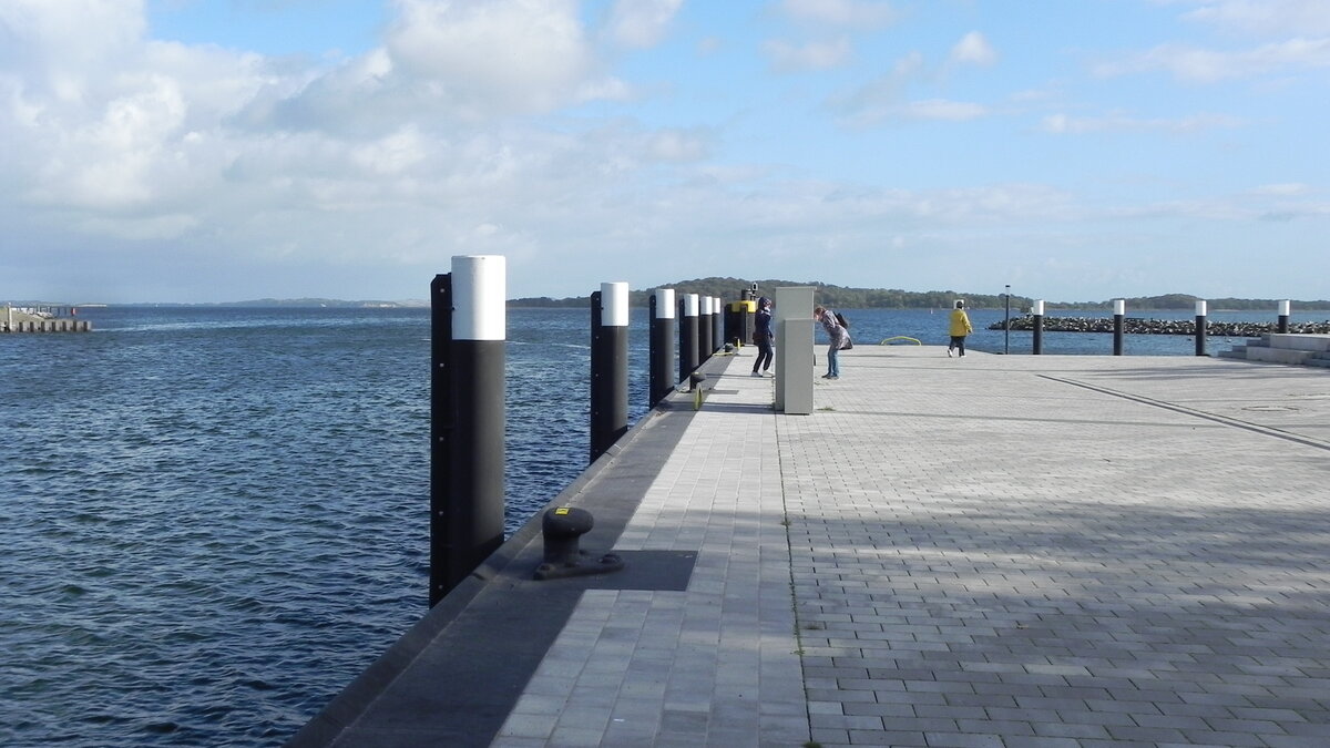 Anleger im Hafen von Lauterbach auf der Ostseeinsel Rügen am 03.10.2022.
