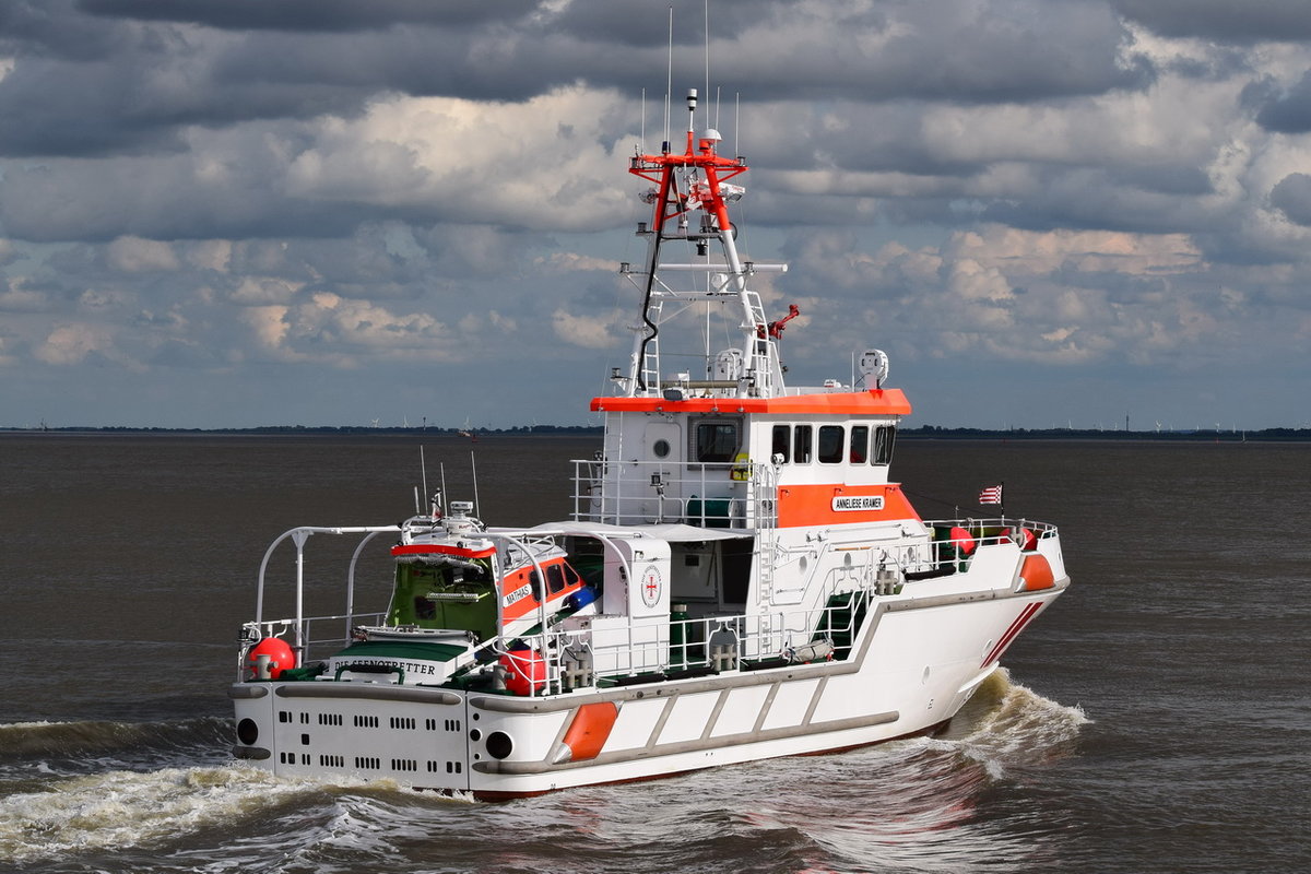 ANNELIESE KRAMER , SAR , MMSI 211759340 , 28 × 7m , 15.09.2017 Cuxhaven