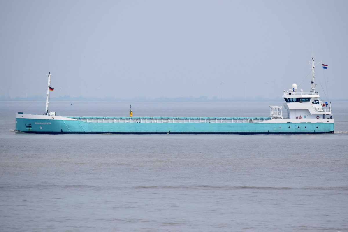 ANNIKA BENITA , General Cargo Ship , IMO 9279032 , Baujahr 2005 , 83 x 13m , 132 TEU 17.05.2017  Cuxhaven
