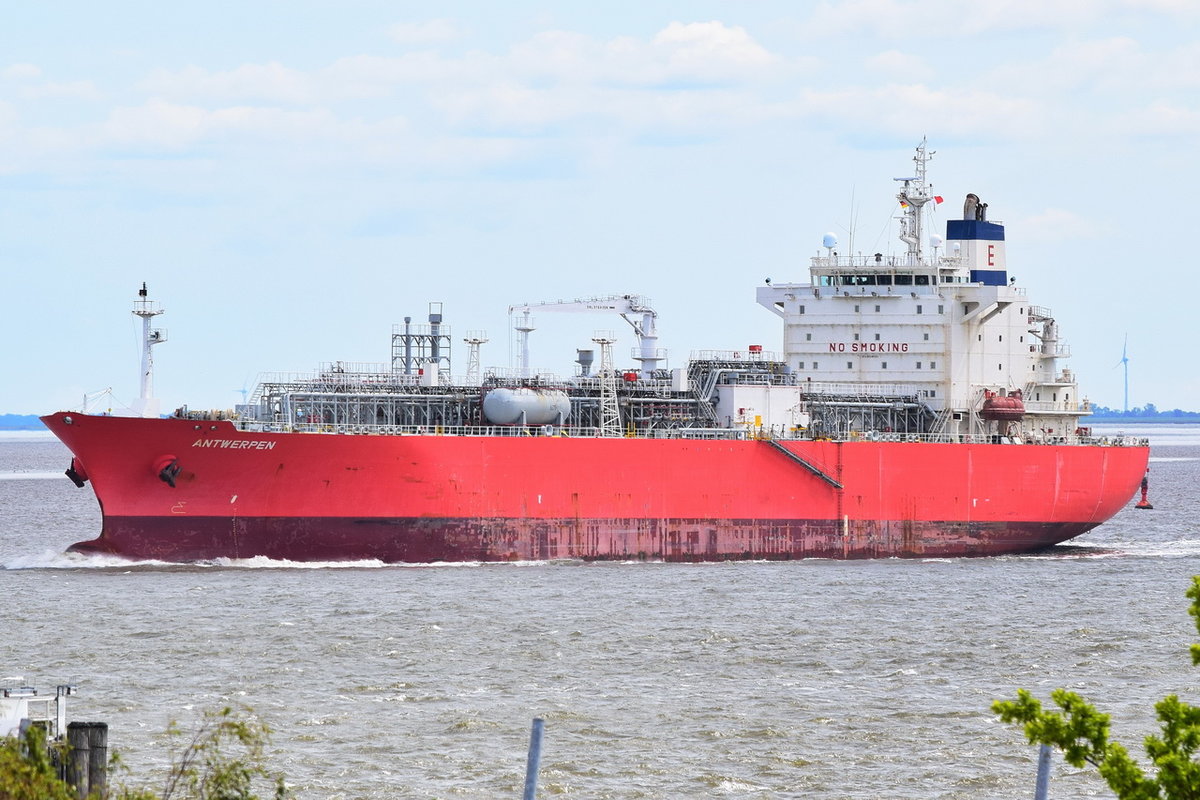 ANTWERPEN , LPG Tanker , IMO 9318321 , Baujahr 2005 , 174 x 28 m , Cuxhaven , 31.05.2020