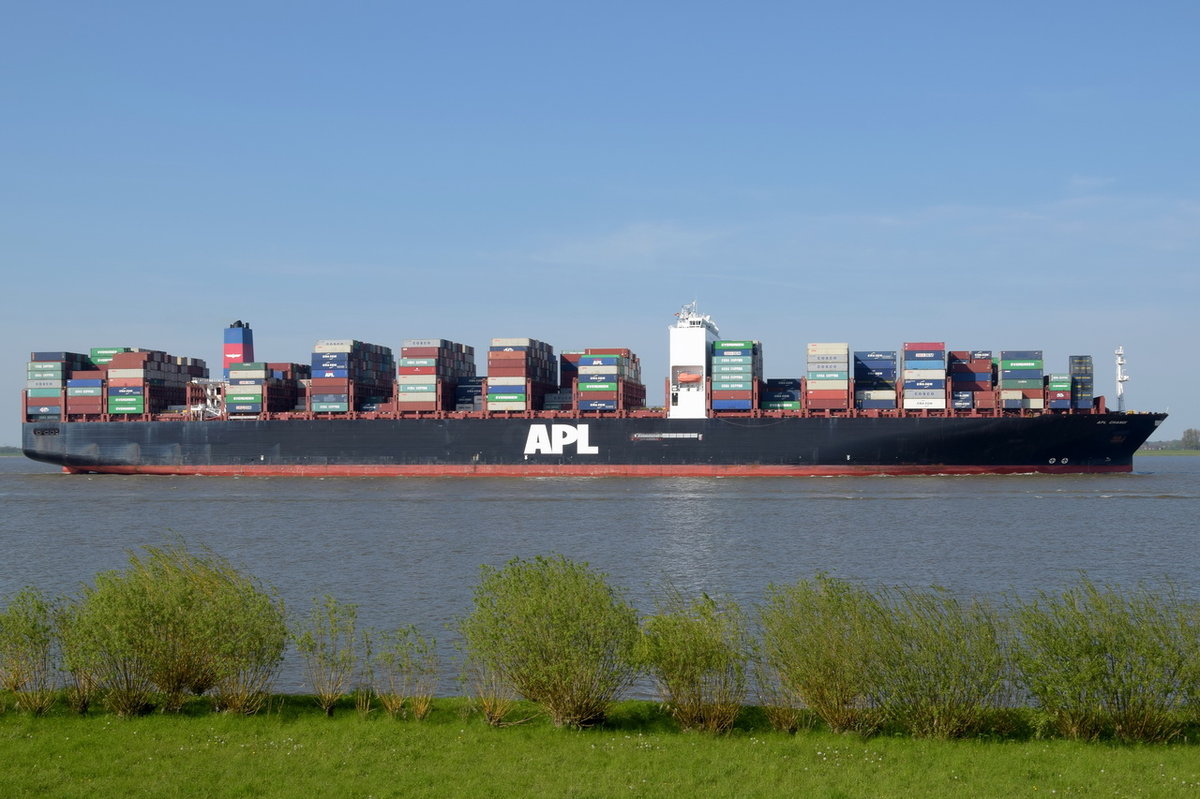 APL CHANGI , Containerschiff , IMO 9631981 , Baujahr 2013 , 14000 TEU , 368.5 × 51m , 11.05.2017  Grünendeich