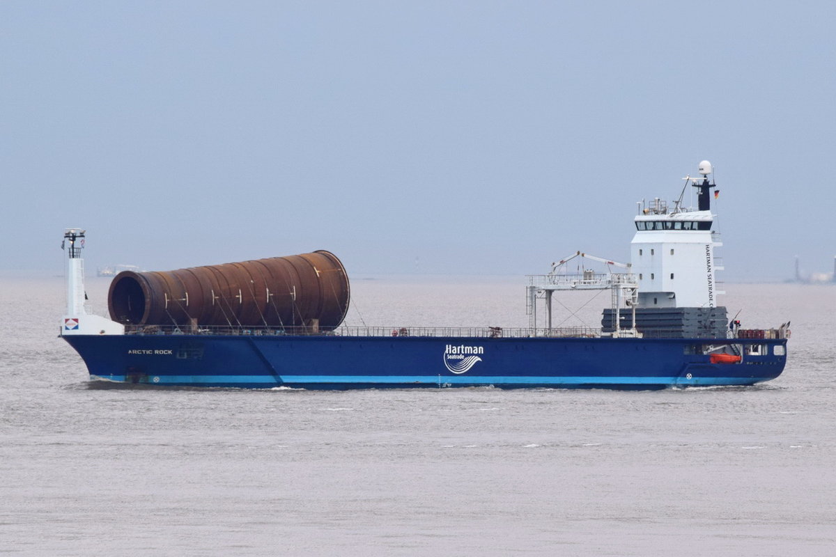 ARCTIC ROCK , General Cargo , IMO 9650901 , Baujahr 2014 , 92.2 x 14 m , Cuxhaven , 15.03.2020