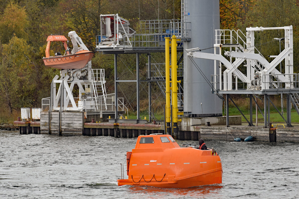 ARCTURUS bei der Schleswig-Holsteinischen Seemannsschule in Lübeck-Travemünde 02.11.2022