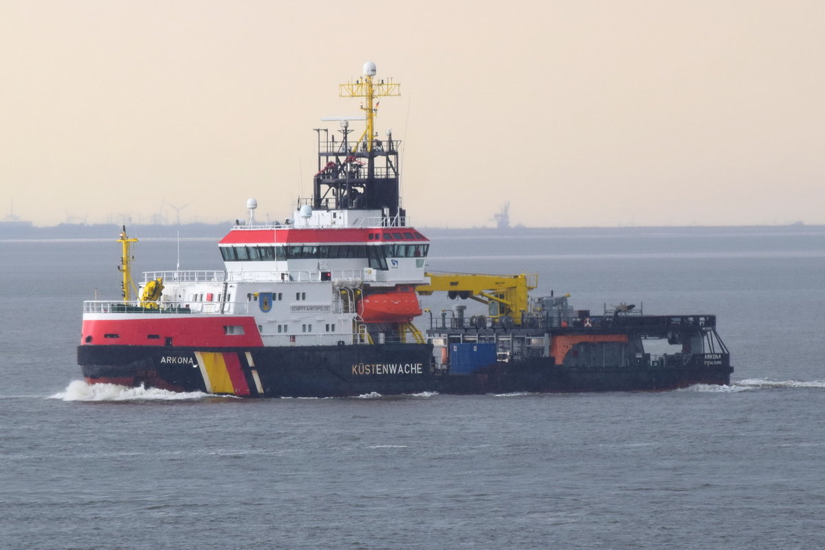 ARKONA , Pollution Control Vessel , IMO 9285811 , Baujahr 2004 , 69.05 x 14.85 m , 03.06.2020 , Cuxhaven